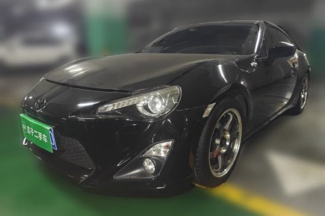 Used Toyota 86 2014 2.0L Manual Luxury Version