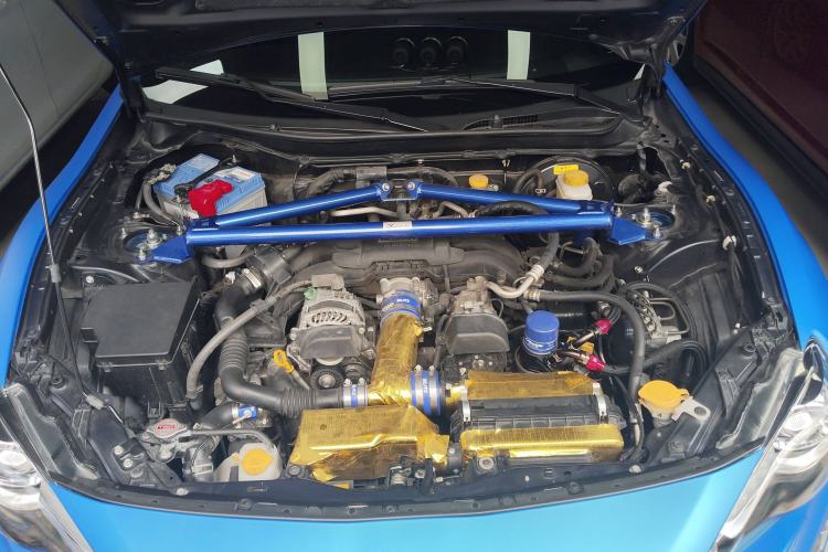 Used Toyota 86 2014 2.0L Manual Luxury Version Engine Bay
