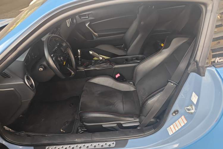 Used Toyota 86 2014 2.0L Manual Luxury Version Left Front Seat