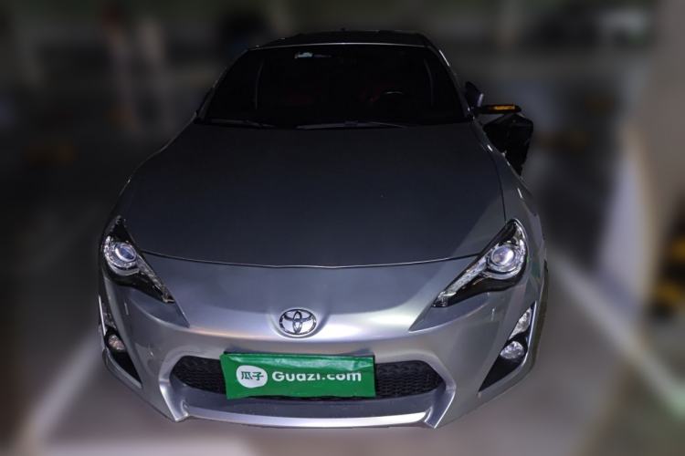 Used Toyota 86 2014 2.0L Manual Luxury Version Front