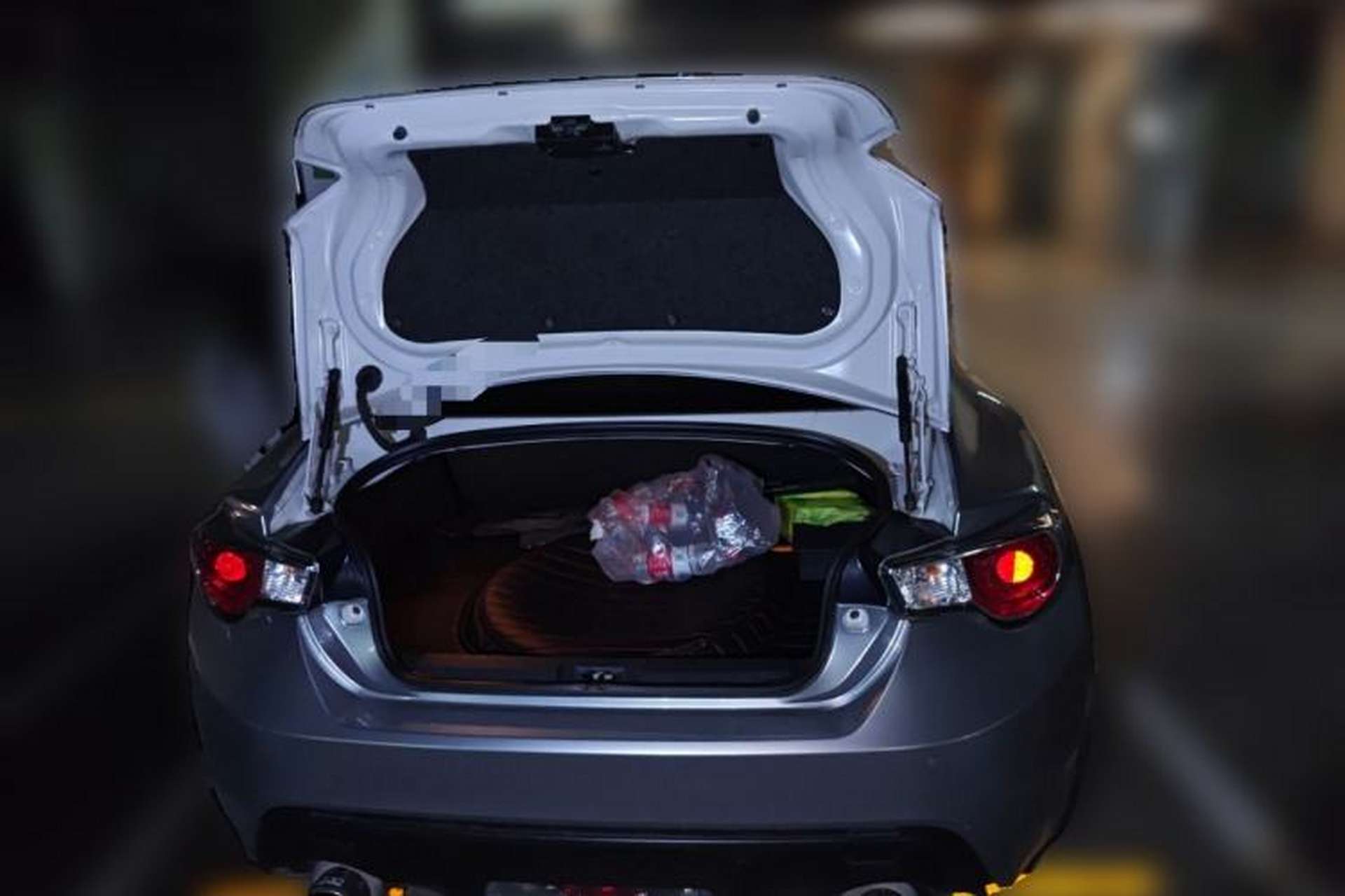 Used Toyota 86 2014 2.0L Manual Luxury Version Trunk