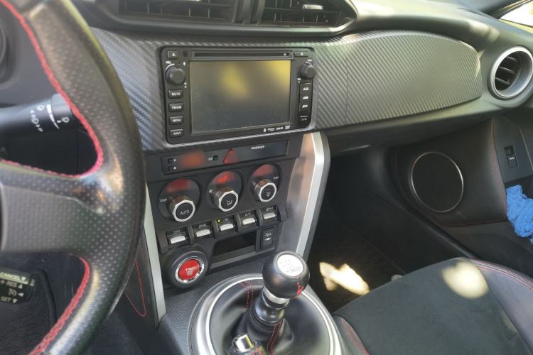 Used Toyota 86 2014 2.0L Manual Luxury Version Audio And AC Panel