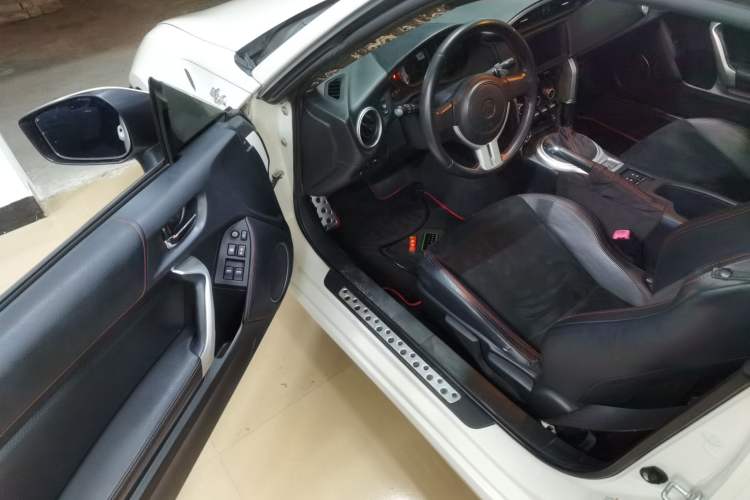 Used Toyota 86 2014 2.0L Automatic Luxury Version Driver Seat