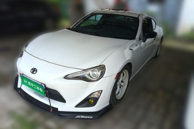 Used Toyota 86 2014 2.0L Manual Luxury Version