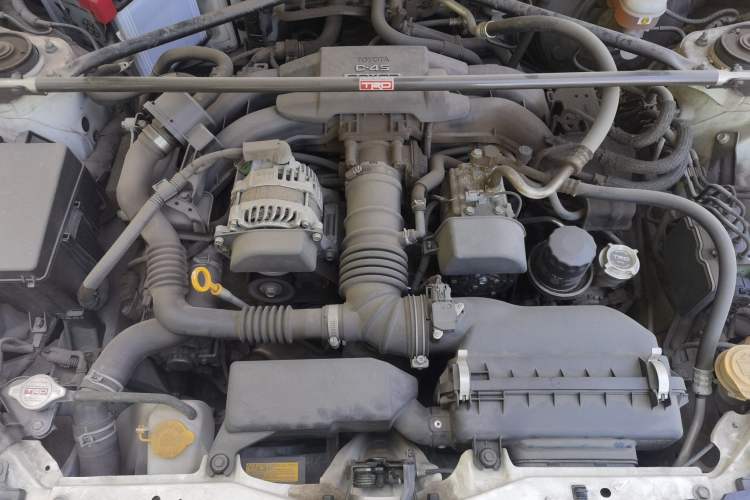 Used Toyota 86 2014 2.0L Manual Luxury Version Engine Bay