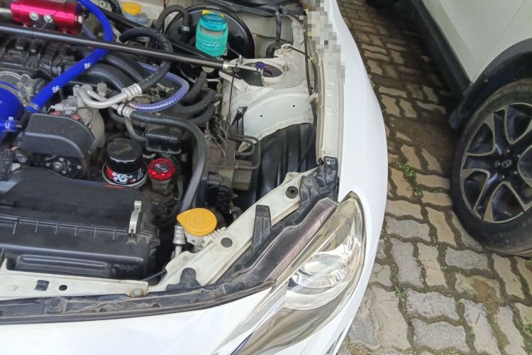 Used Toyota 86 2014 2.0L Manual Luxury Version Engine Bay Left