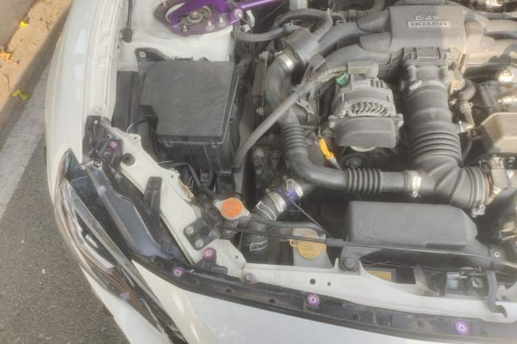 Used Toyota 86 2014 2.0L Automatic Luxury Version Engine Bay Right