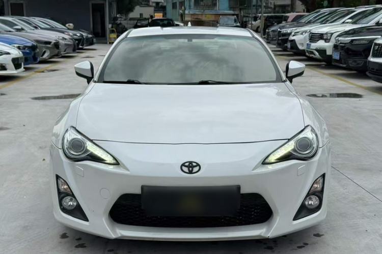 Used Toyota 86 2014 2.0L Automatic Luxury Version Exterior 1