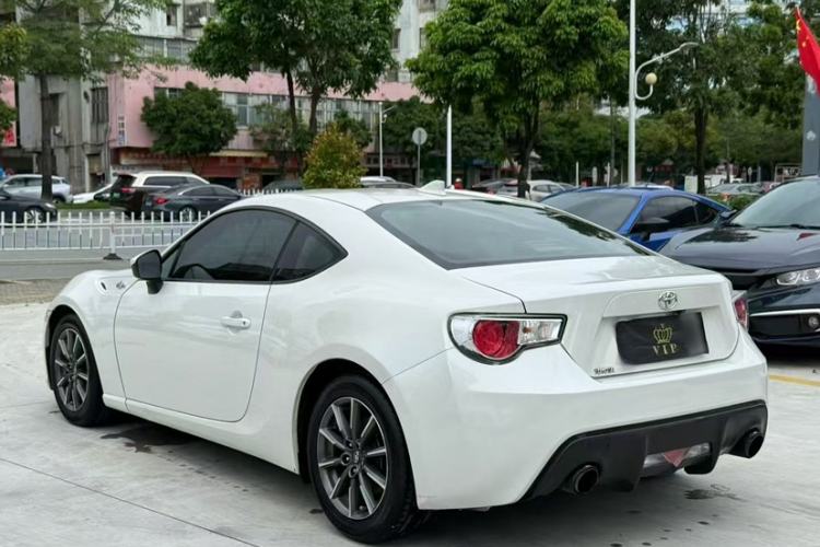 Used Toyota 86 2014 2.0L Automatic Luxury Version Exterior 3