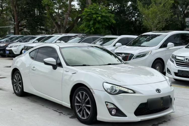 Used Toyota 86 2014 2.0L Automatic Luxury Version Exterior 5