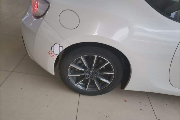 Used Toyota 86 2014 2.0L Manual Luxury Version Exterior 5
