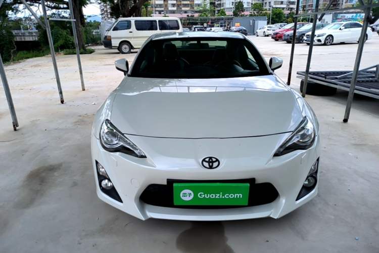 Used Toyota 86 2014 2.0L Automatic Luxury Version Front