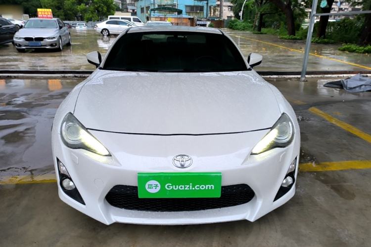 Used Toyota 86 2014 2.0L Manual Luxury Version Front