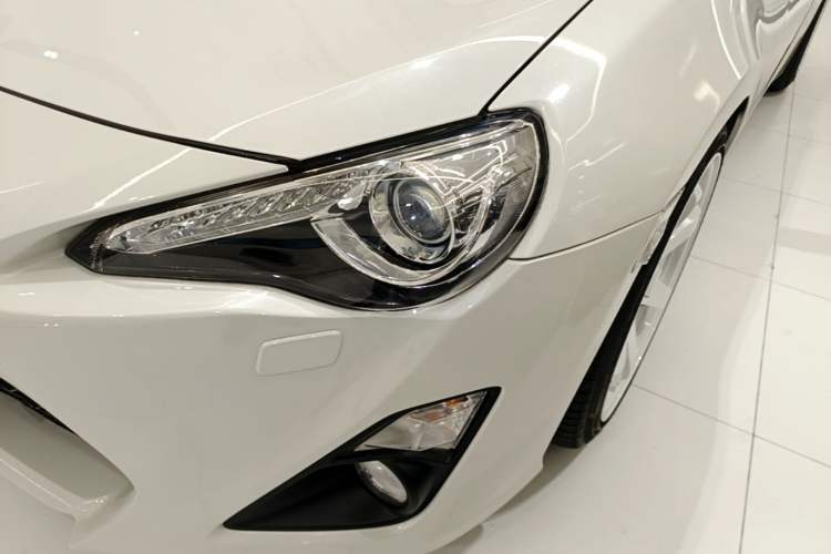 Used Toyota 86 2014 2.0L Manual Luxury Version Left Front Headlight