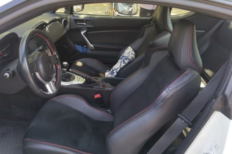 Used Toyota 86 2014 2.0L Manual Luxury Version Left Front Seat
