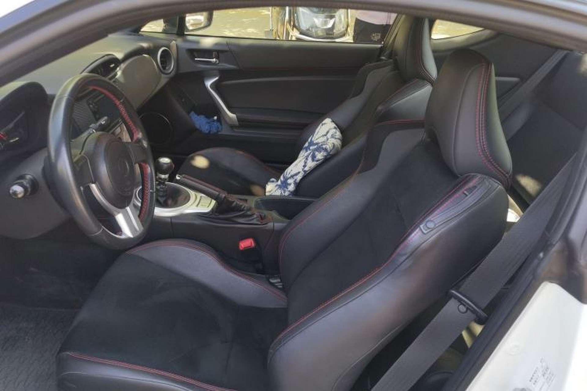 Used Toyota 86 2014 2.0L Manual Luxury Version Left Front Seat