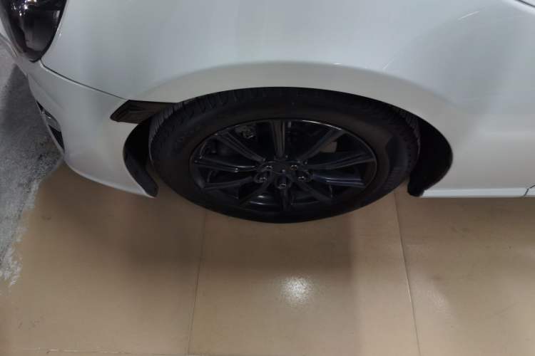 Used Toyota 86 2014 2.0L Automatic Luxury Version Left Front Wheel Hub