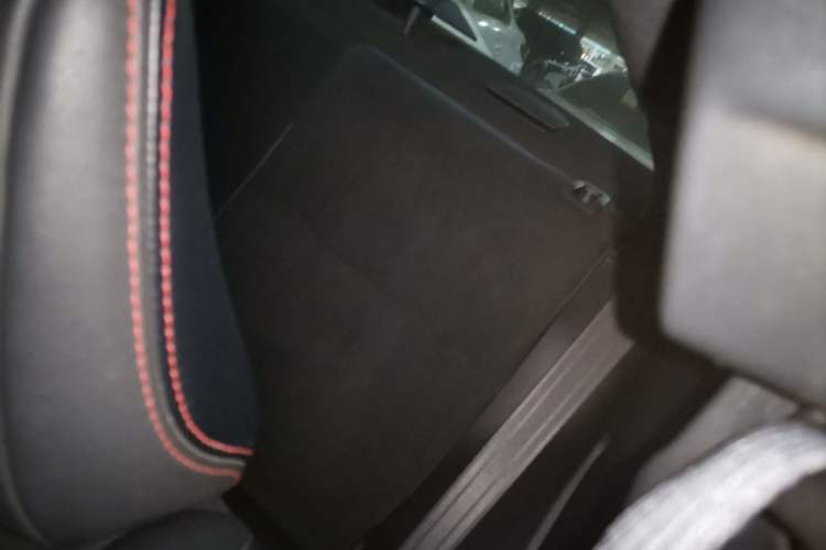 Used Toyota 86 2014 2.0L Manual Luxury Version Left Rear Seat