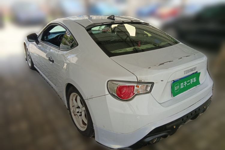 Used Toyota 86 2014 2.0L Manual Luxury Version Rear Left 45 Deg