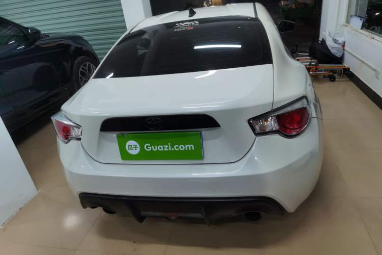 Used Toyota 86 2014 2.0L Automatic Luxury Version Rear