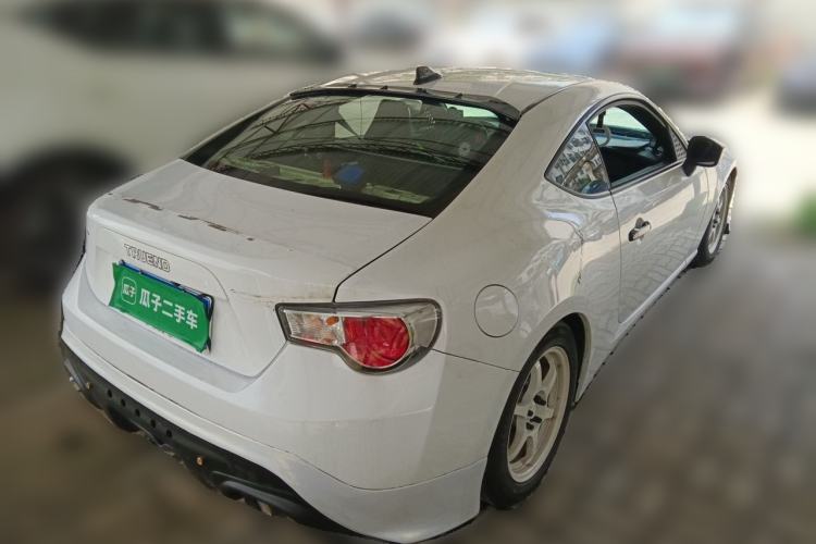 Used Toyota 86 2014 2.0L Manual Luxury Version Rear Right 45 Deg