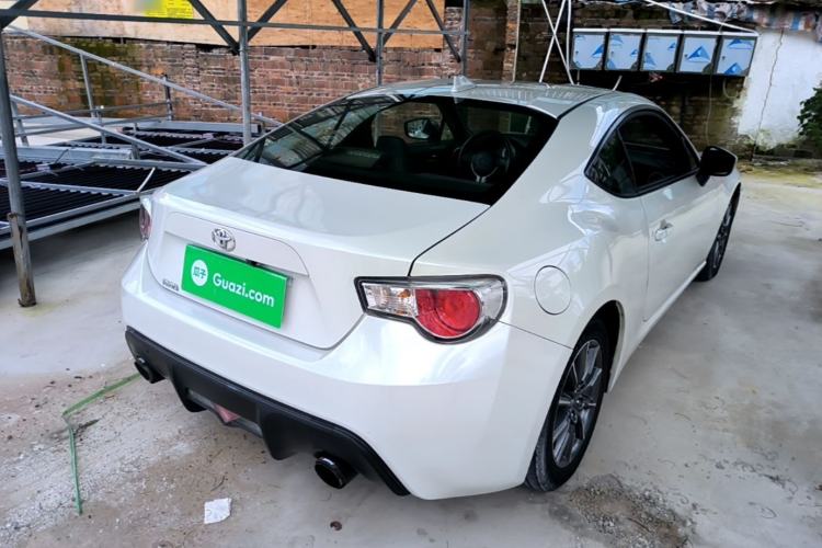 Used Toyota 86 2014 2.0L Automatic Luxury Version Rear Right 45 Deg
