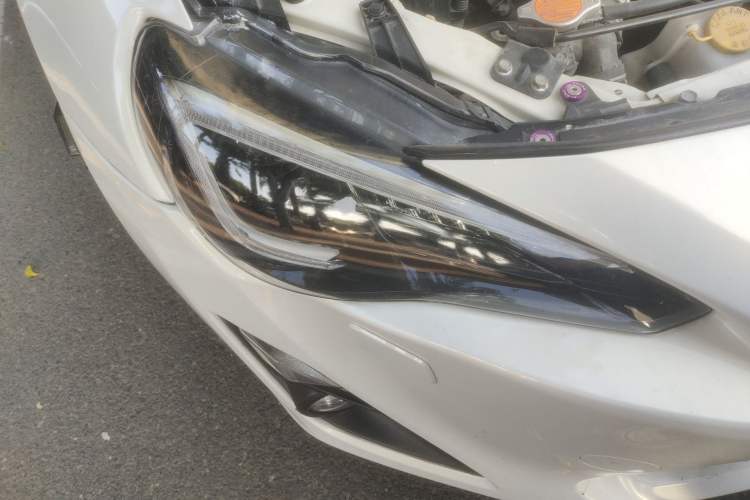 Used Toyota 86 2014 2.0L Automatic Luxury Version Right Front Headlight