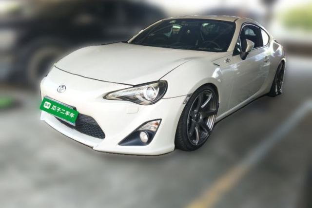 Ojetý Toyota 86 2014 2.0L Manual Luxury Version