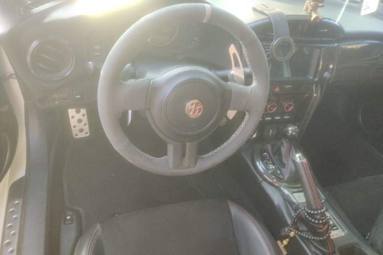 Used Toyota 86 2014 2.0L Automatic Luxury Version Steering Wheel