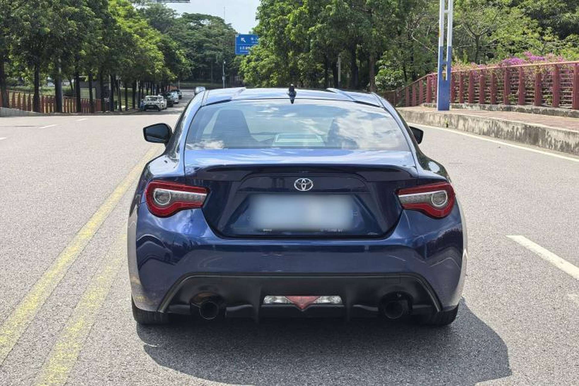 Used Toyota 86 2017 2.0L Manual Luxury Version Exterior 6