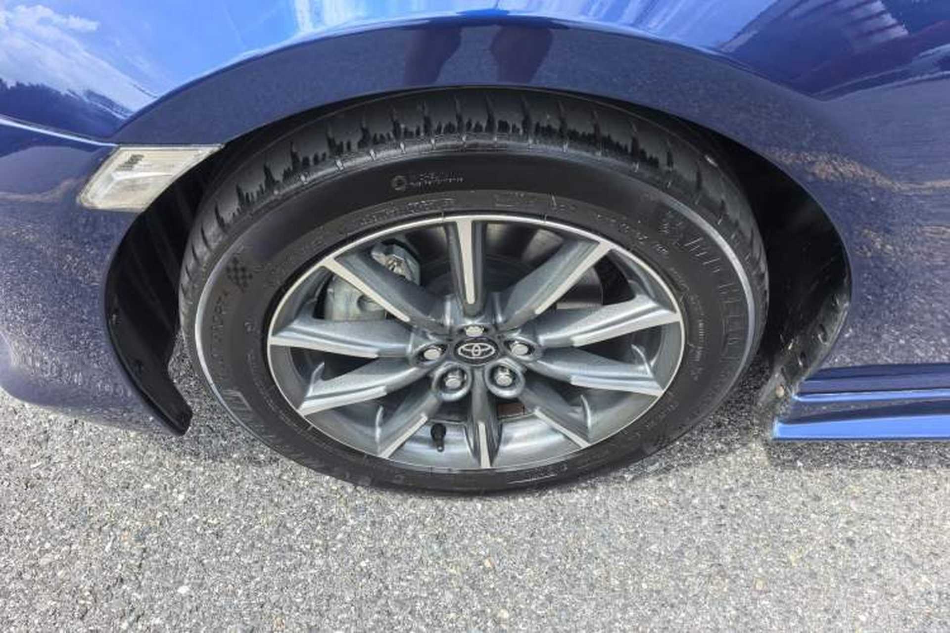 Used Toyota 86 2017 2.0L Manual Luxury Version Exterior 8