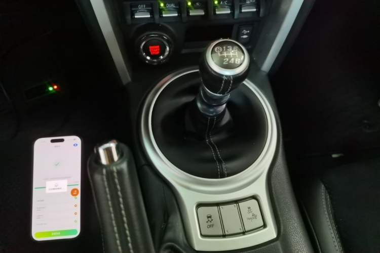 Used Toyota 86 2017 2.0L Manual Luxury Version Gear Lever