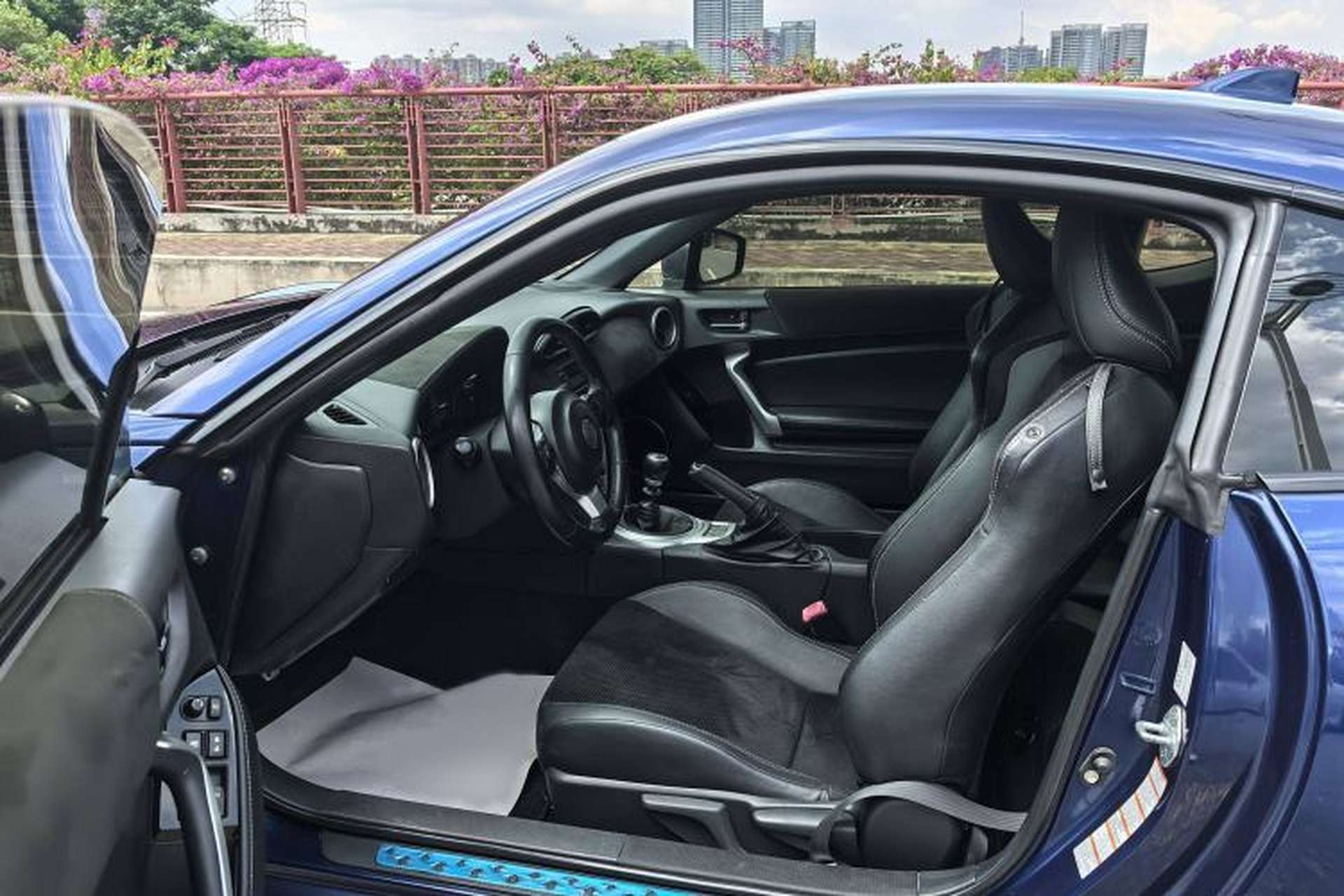 Used Toyota 86 2017 2.0L Manual Luxury Version Interior 1