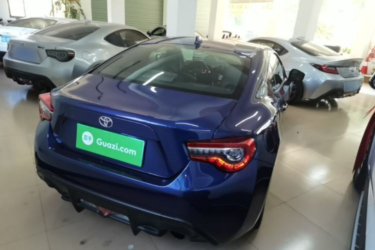 Used Toyota 86 2017 2.0L Manual Luxury Version Rear Right 45 Deg