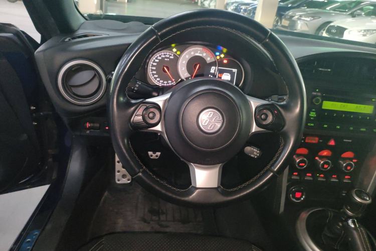 Used Toyota 86 2017 2.0L Manual Luxury Version Steering Wheel