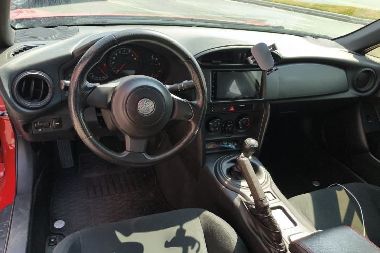 Used Toyota 86 2017 2.0L Manual Elite Edition Center Console