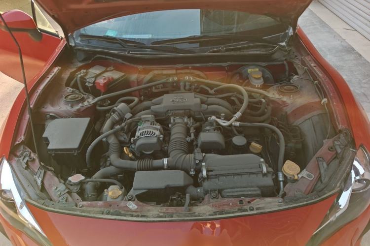 Used Toyota 86 2017 2.0L Automatic Luxury Version Engine Bay
