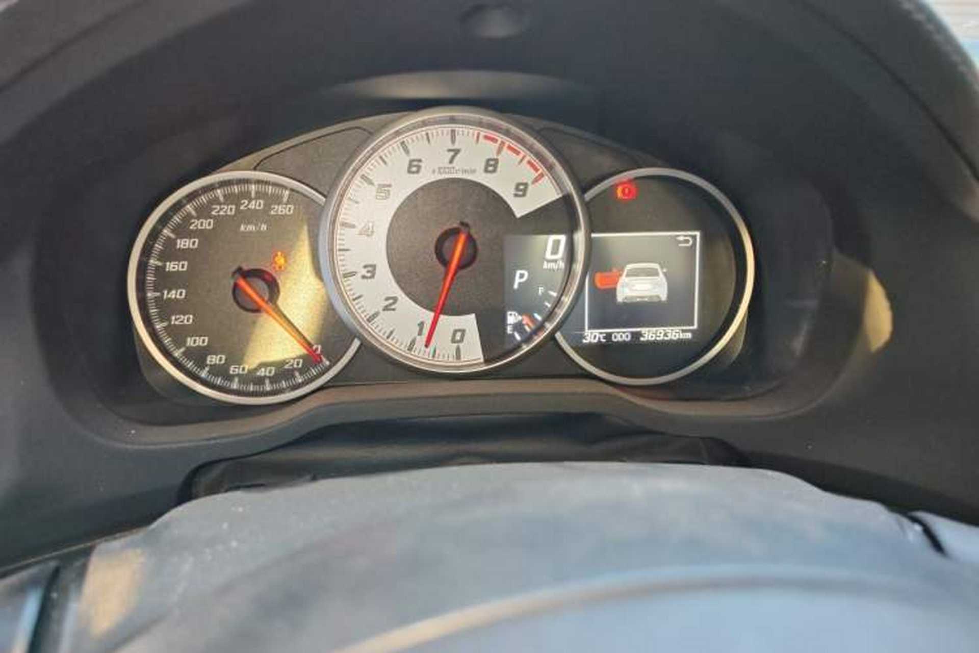 Used Toyota 86 2017 2.0L Automatic Luxury Version Odometer Close Up
