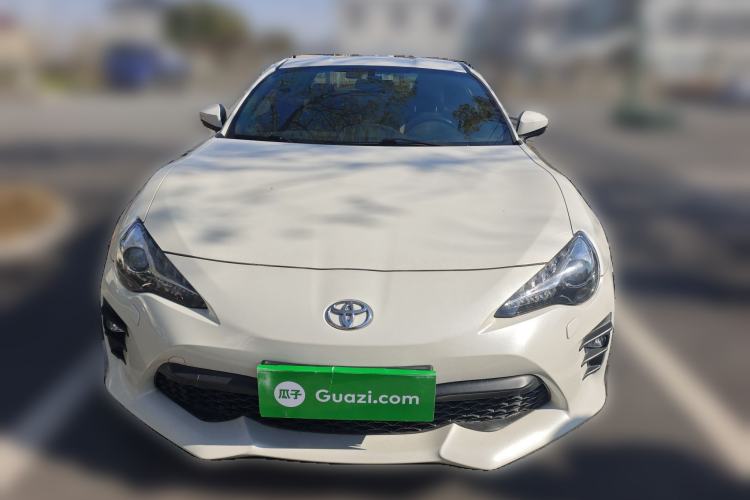 Used Toyota 86 2017 2.0L Manual Luxury Version Front
