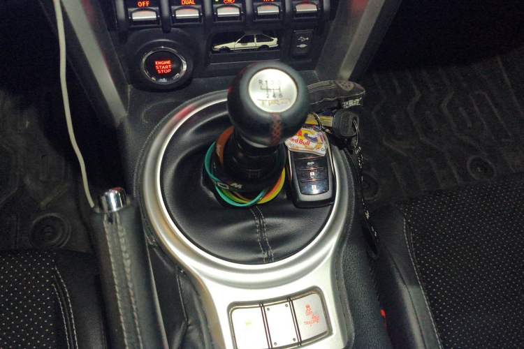 Used Toyota 86 2017 2.0L Manual Luxury Version Gear Lever