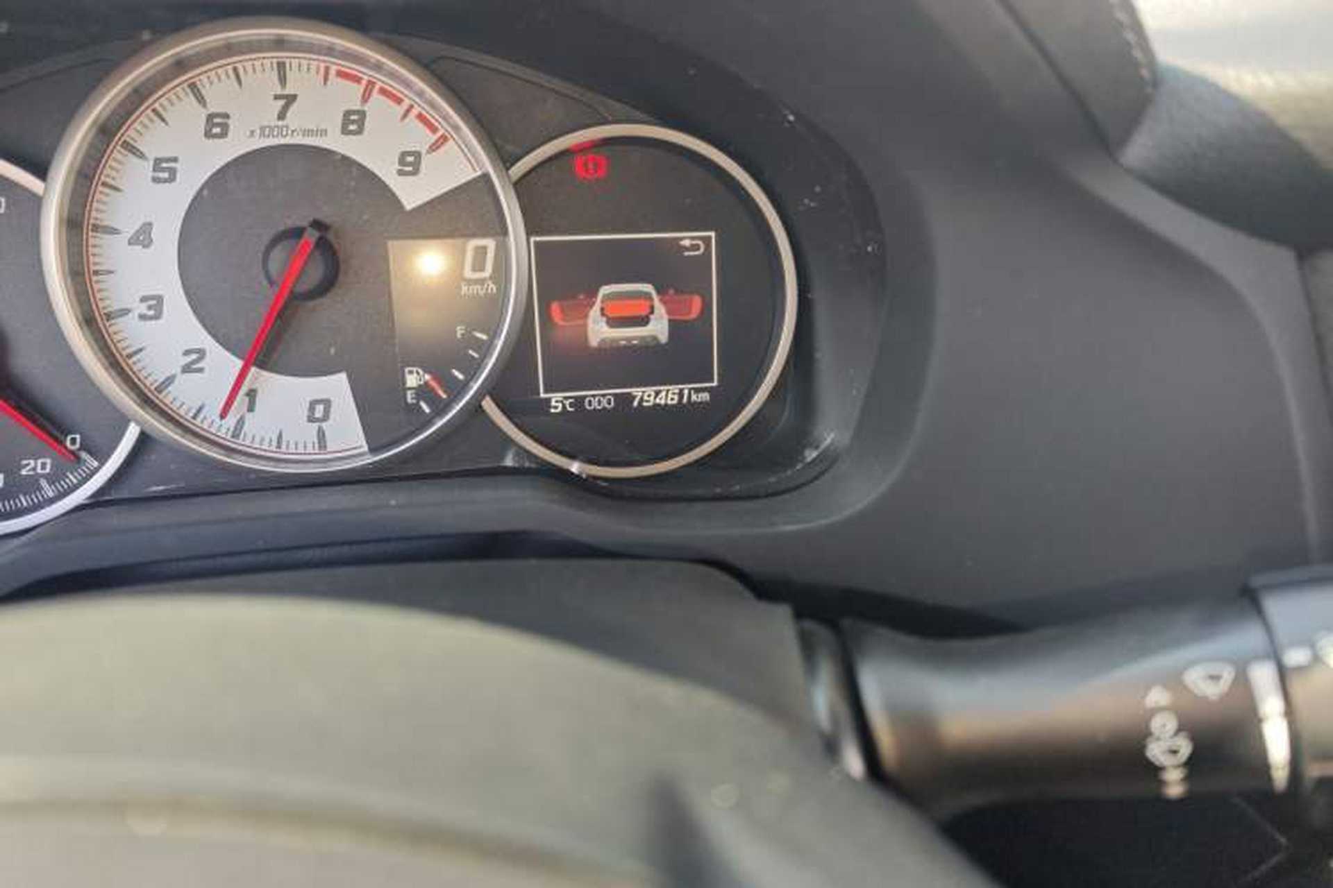 Used Toyota 86 2017 2.0L Manual Luxury Version Odometer Close Up