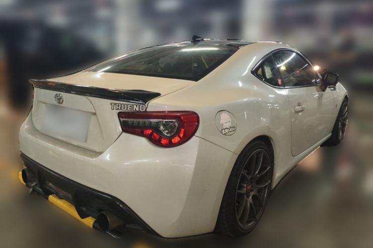 Used Toyota 86 2017 2.0L Manual Luxury Version Rear Right 45 Deg