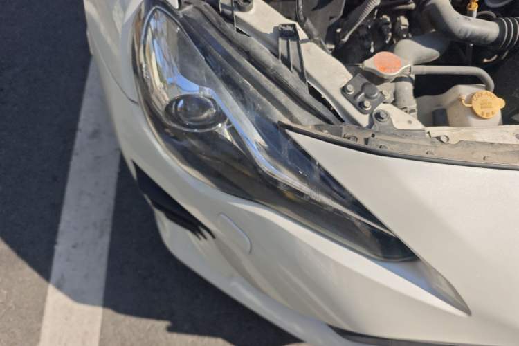 Used Toyota 86 2017 2.0L Manual Luxury Version Right Front Headlight