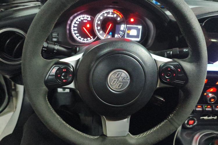Used Toyota 86 2017 2.0L Manual Luxury Version Steering Wheel