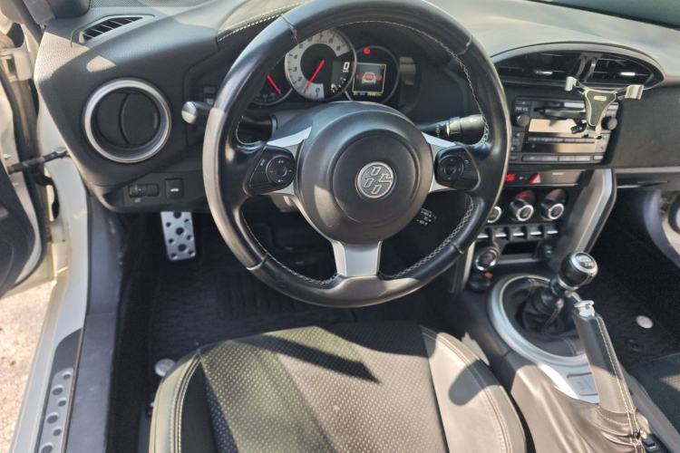 Used Toyota 86 2017 2.0L Manual Luxury Version Steering Wheel