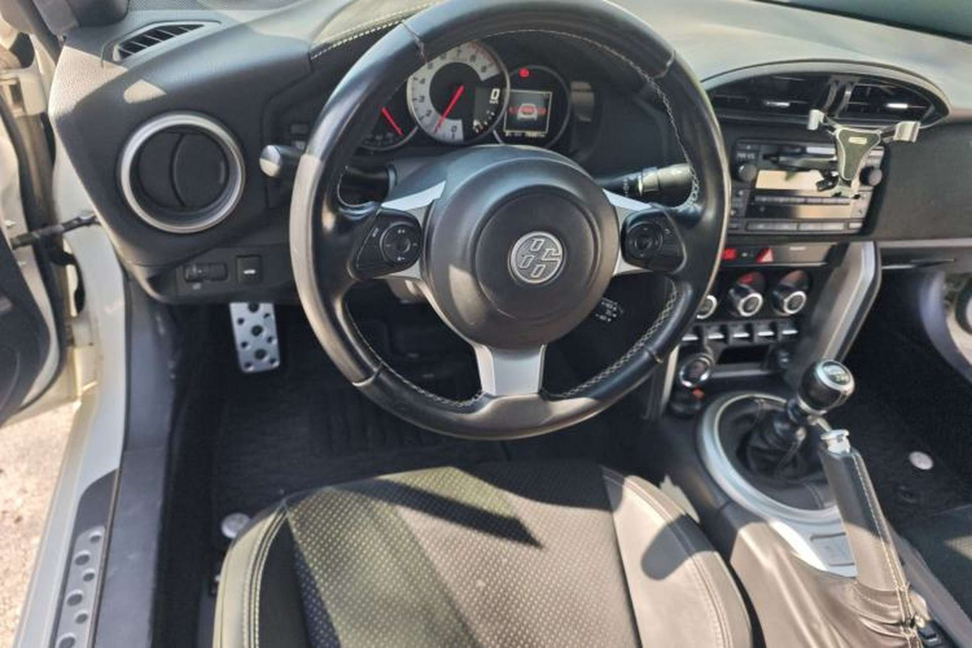 Used Toyota 86 2017 2.0L Manual Luxury Version Steering Wheel
