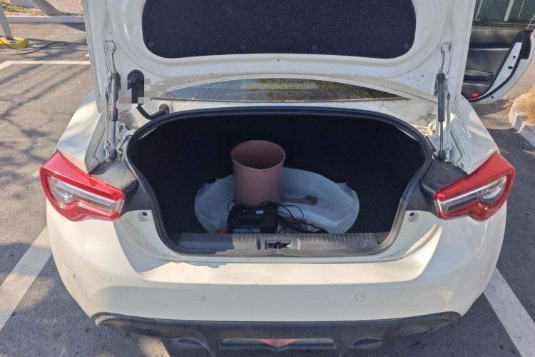 Used Toyota 86 2017 2.0L Manual Luxury Version Trunk