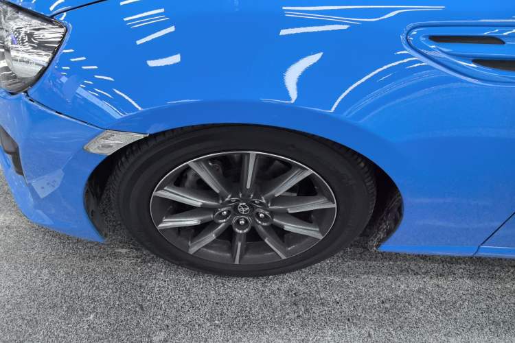 Used Toyota 86 2019 2.0L Automatic Luxury Edition Left Front Wheel Hub