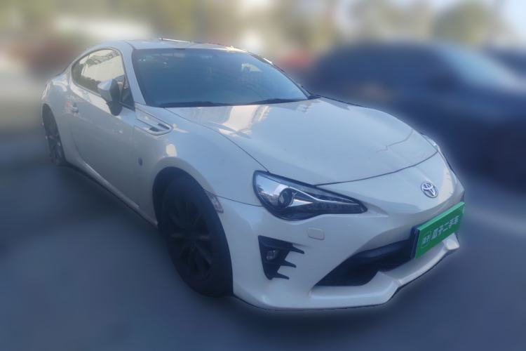 Used Toyota 86 2019 2.0L Manual Luxury Edition Front Right 45 Deg
