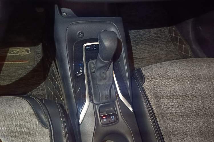 Used Toyota Allion 2021 2.0L Luxury Edition Gear Lever